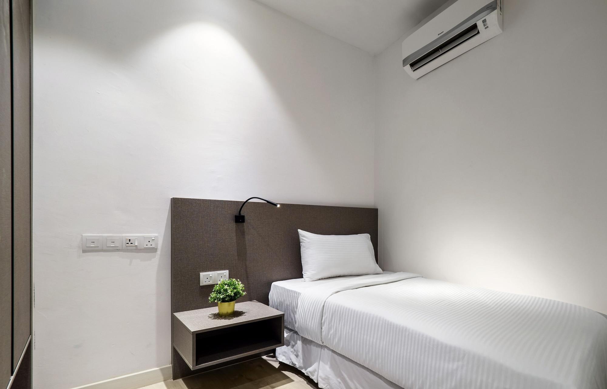 Hutton Central Hotel Managed By The Ascott Limited George Town Exterior foto